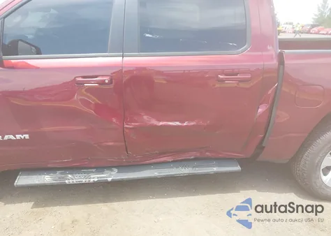 2022 Ram 1500 Big Horn 4X4 5'7 Box from USA, damaged, VIN 1C6RRFFGXNN220347